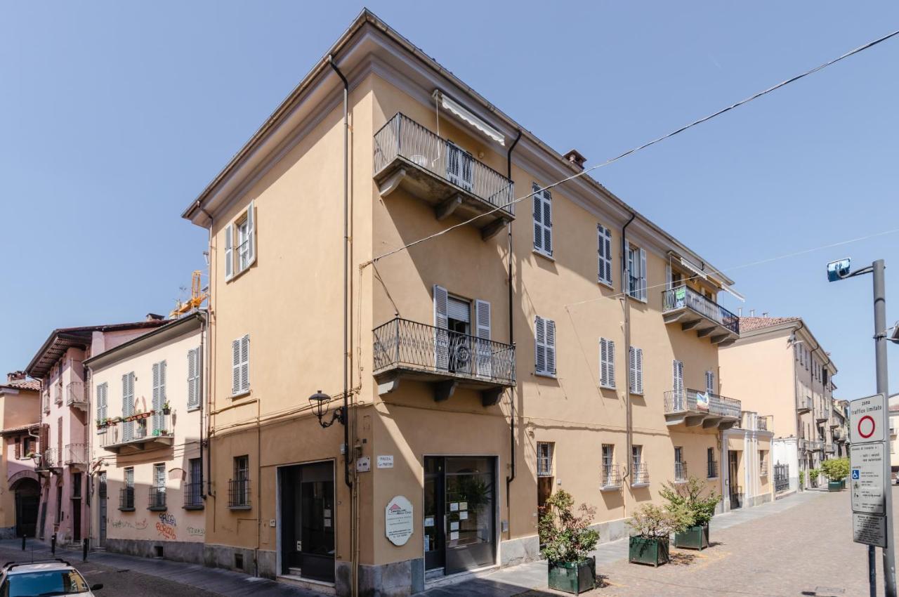 San Martino Modern & Elegant Flat Apartment Asti Exterior foto